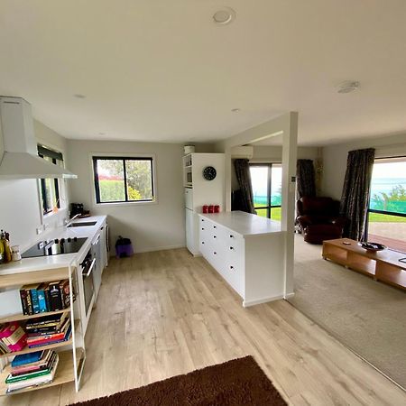 Ocean & Mountain Views - Kaikoura Villa Luaran gambar